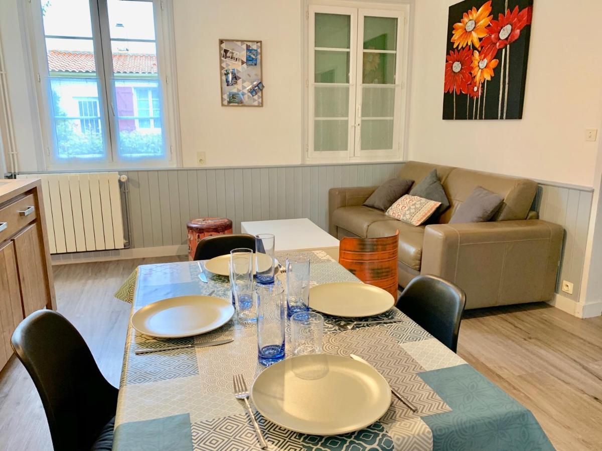 Maison De Campagne Chez Trabou Et Loulou 20 Min De La Rochelle Aigrefeuille-dʼAunis Екстериор снимка