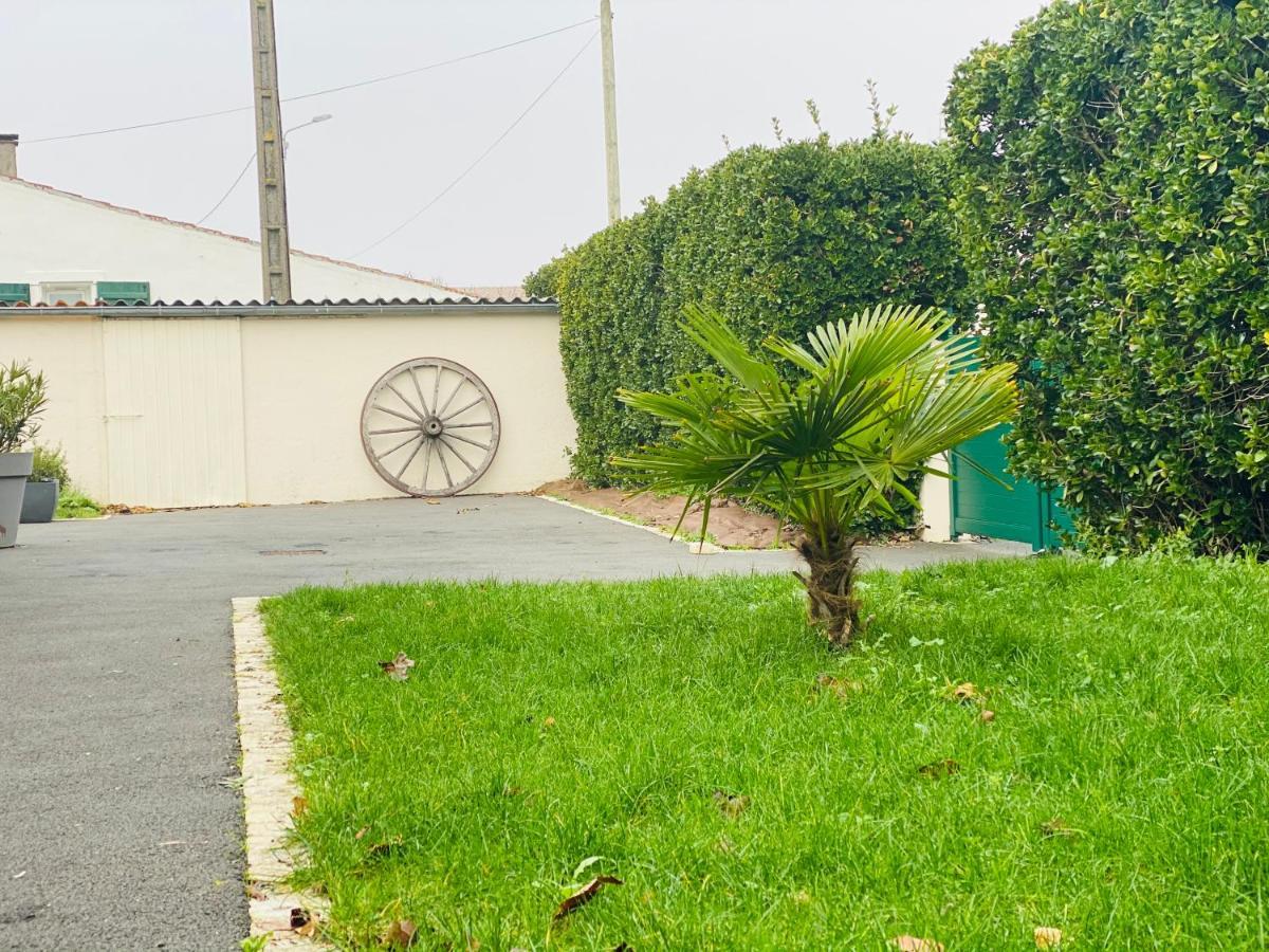 Maison De Campagne Chez Trabou Et Loulou 20 Min De La Rochelle Aigrefeuille-dʼAunis Екстериор снимка